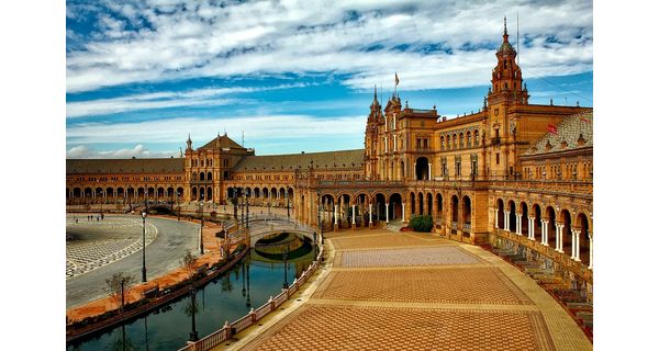 spain travel guide